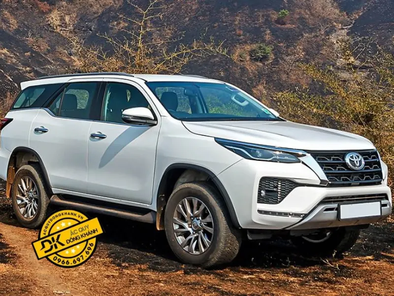 Xe Toyota Fortuner