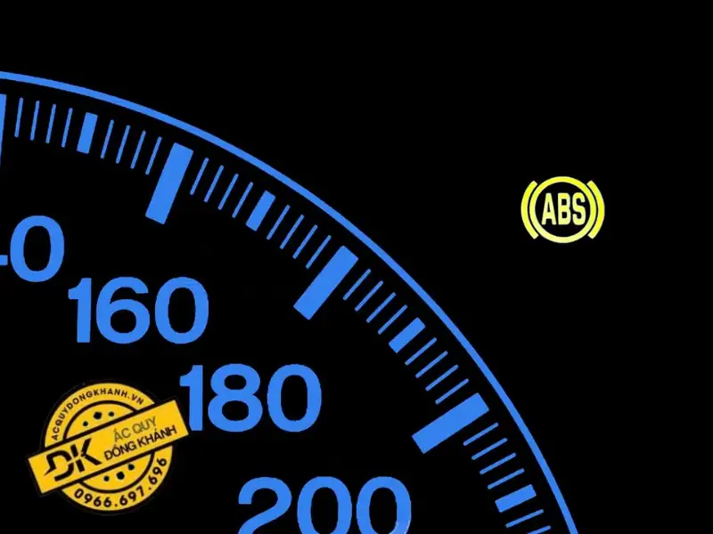 Các lỗi liên quan khi đèn ABS báo vàng