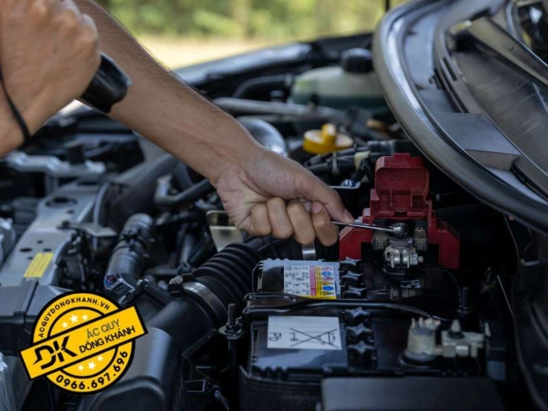 Ắc Quy ROCKET 12V 80AH SMF 58014 Ắc Quy ROCKET 12V 80AH SMF 58014