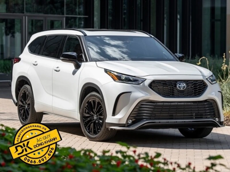 Xe Toyota Highlander