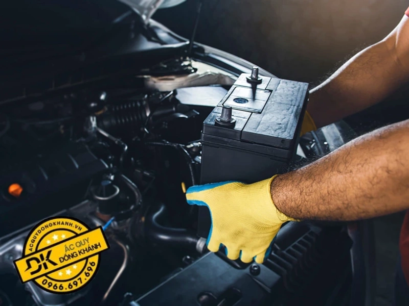 Ắc Quy Rocket 12V 70AH SMF NX110-5 Ắc Quy Rocket 12V 70AH SMF NX110-5