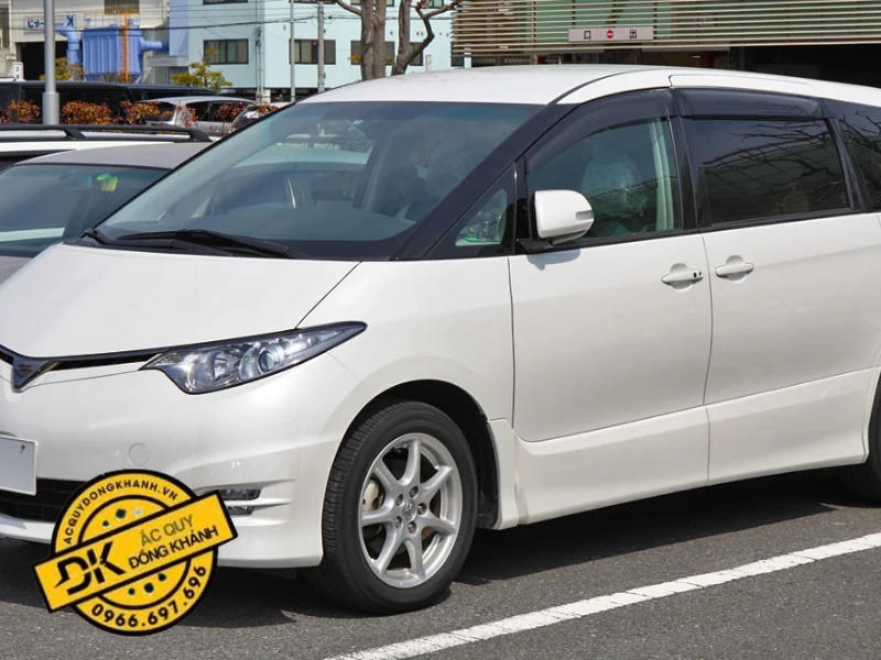 Xe Toyota Previa