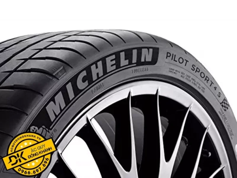 Lốp Michelin 245/45 R18 100W Primacy 4 ST