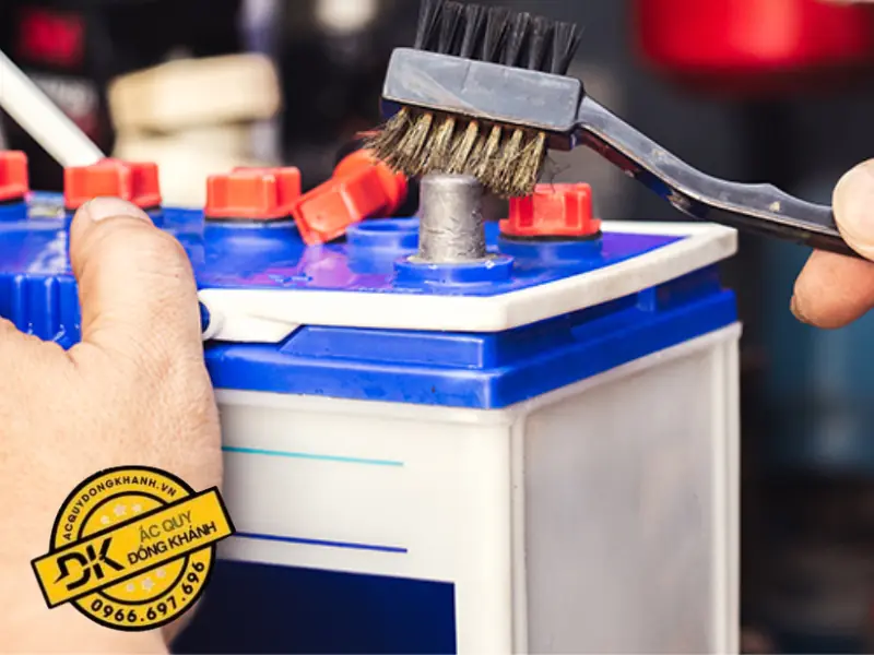 Cách bảo dưỡng ắc quy tại nhà an toàn, hiệu quả
