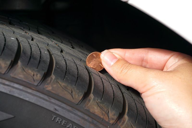 Kiểm tra độ mòn của lốp để sử dụng hiệu quả